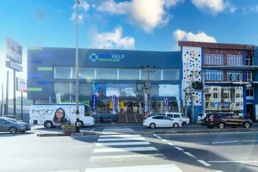 Building for sale in Kelaniya