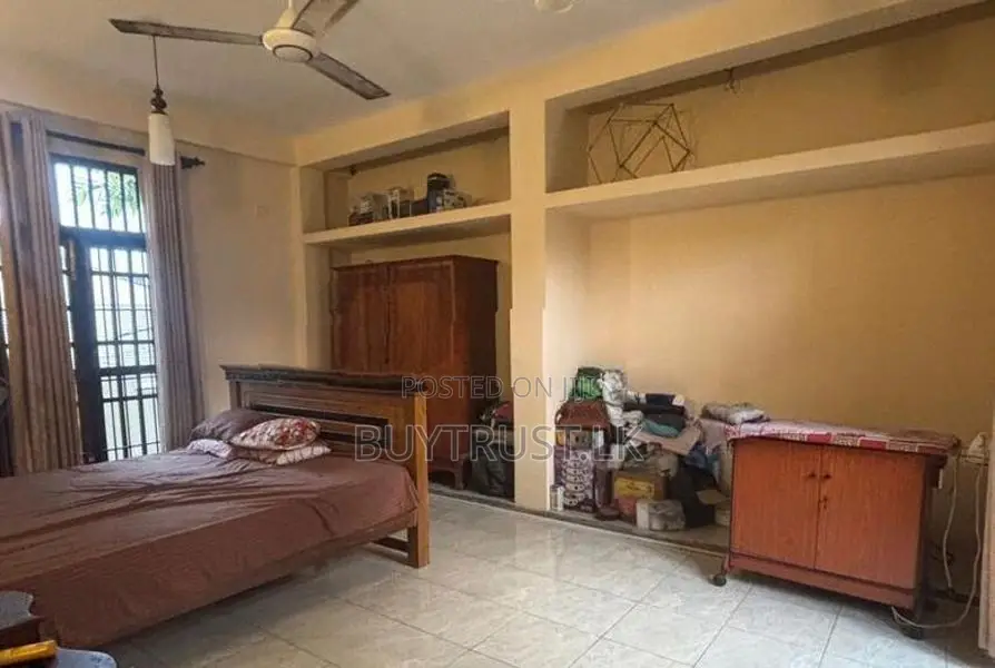 Two story House for sale in Dehiwala