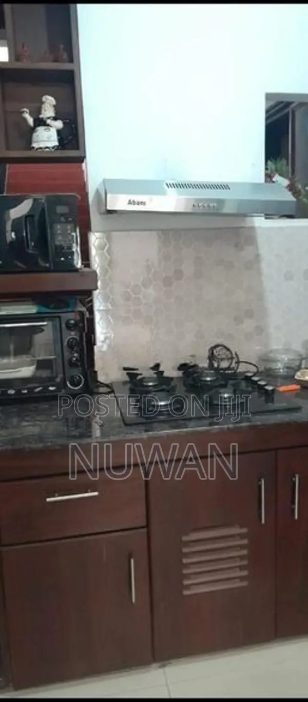 ( NUS1382) 2 Storied House in Nugegoda