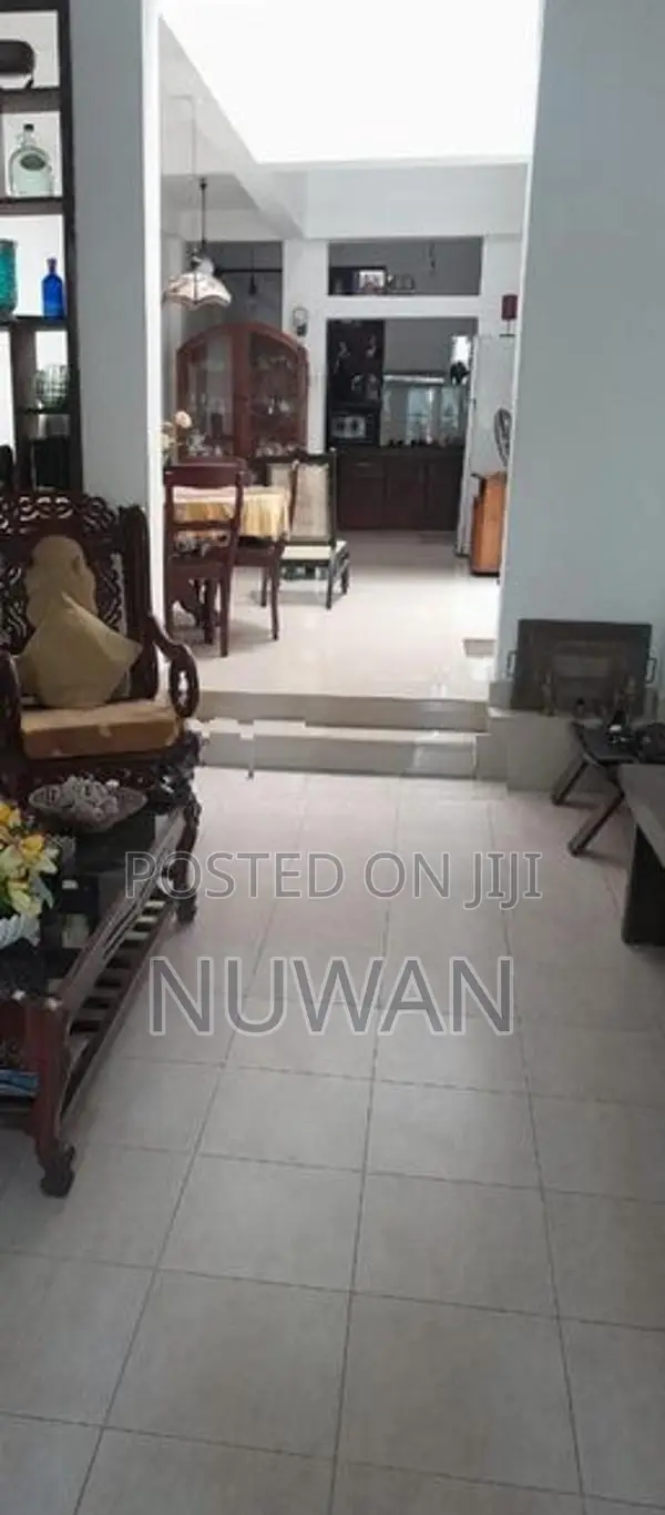 ( NUS1382) 2 Storied House in Nugegoda