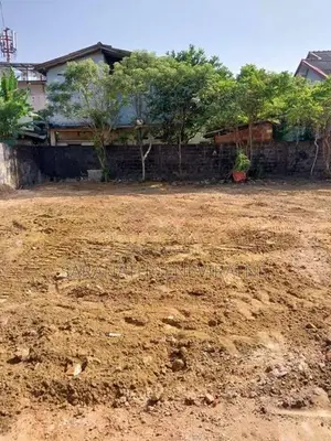 Flat Land in Katubedda Moratuwa For Sale