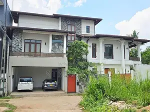 Almost New Luxury 3 Story House For Sale In Thalawathugoda