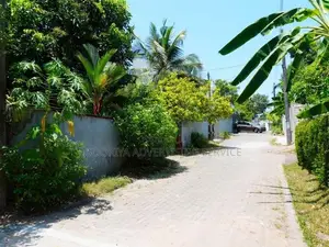 House with Annex in Thalahena - Kaduwela