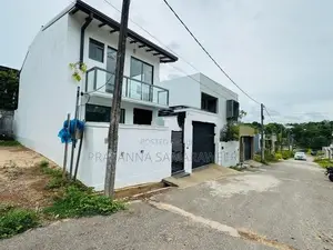New Modern super luxury 2 Story House-piliyandala