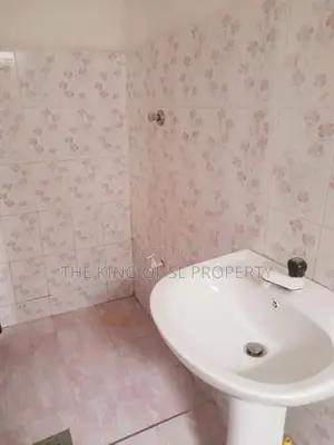 House for sale in Rathmalana