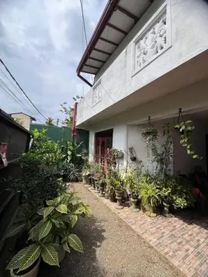 House for sale in Boralesgamuva