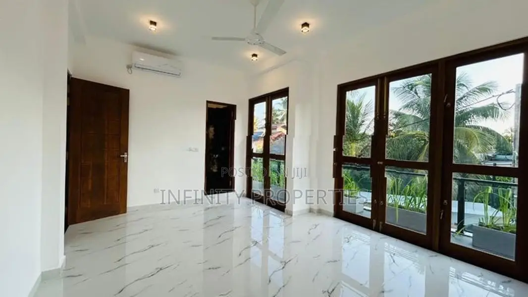 (AFA139) BRAND NEW THREE STOREY HOUSE FOR SALE IN MAHARAGAMA