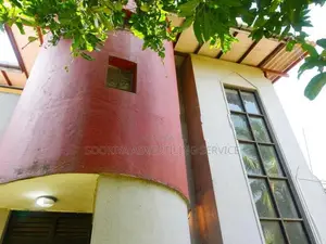 House with Annex in Thalahena - Kaduwela