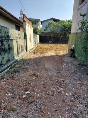 Flat Land in Katubedda Moratuwa For Sale