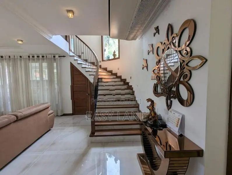 Luxury House for sale in imbulgoda