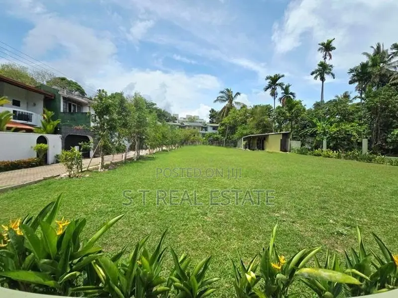 40P High Residential Bare Land For Sale In Thalawathugoda