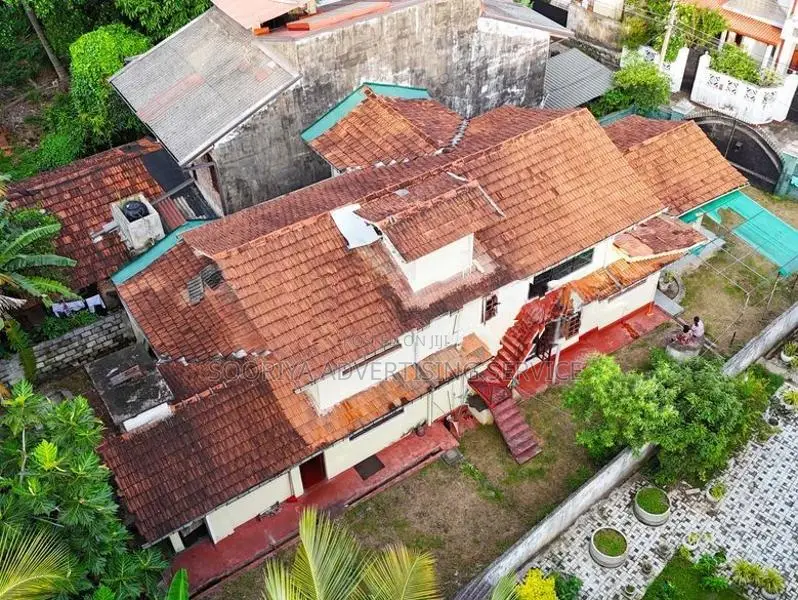 Kurunegala Two-storey House for Sale