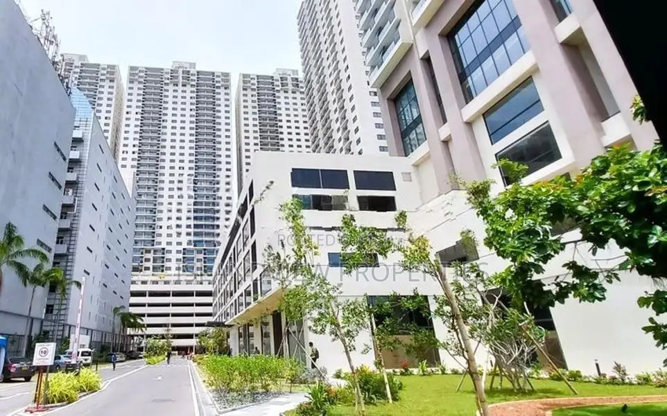 Harbour View 2 Bedroom Apartment for Sale at Marina Square, Colombo 15