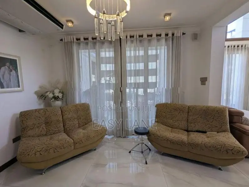 Luxury House for sale in imbulgoda
