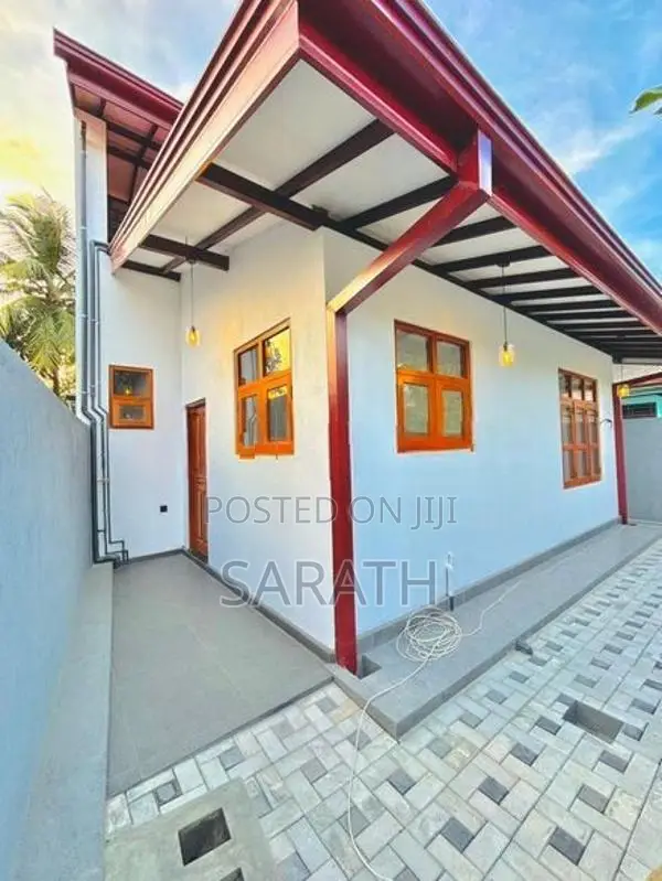 Brand New Modern house Sale Athurugiriya