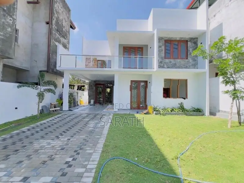 New Designed Brand House Sale Athurugiriya