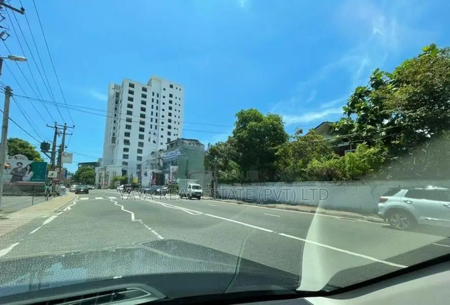 COMMERCIAL LAND FOR SALE IN NUGEGODA