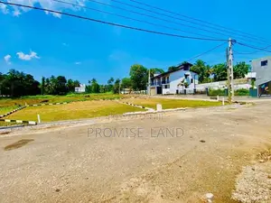Athurugiriya prestige land plots L22