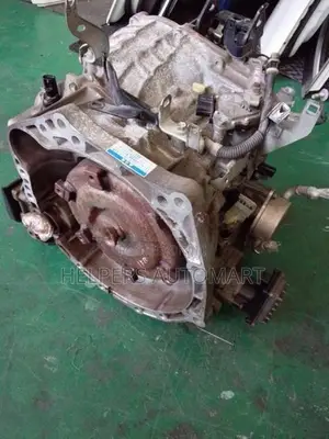 Toyota Vitz KSP90 1KR Gear box