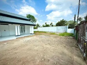 Two Bedrooms house for Sale in Mulleriyawa