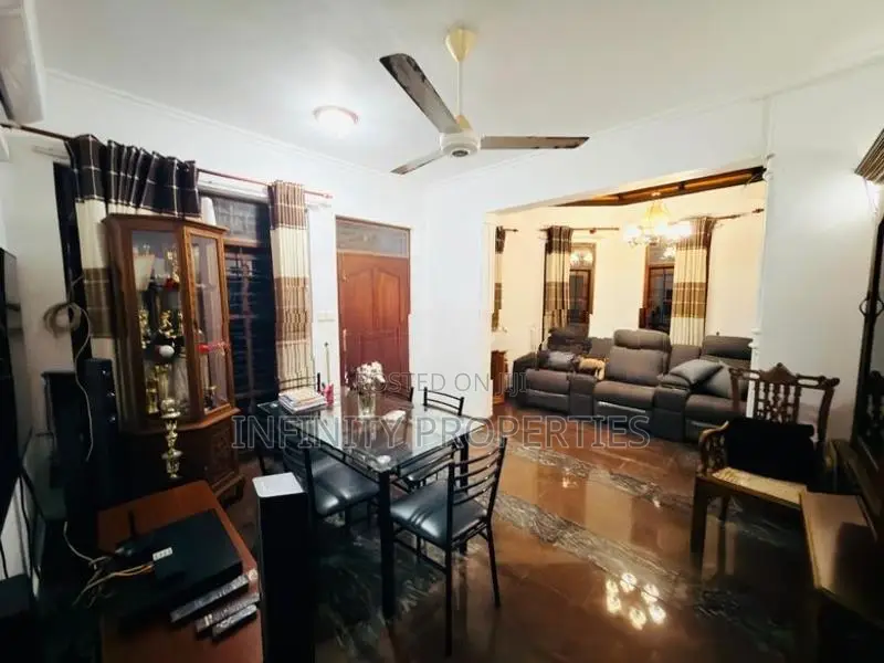 03 Storey House Sale Maharagama Town Temple Road