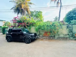 (AF808) 49 P Land with Old House Sale At Jambugasmulla Road Nugegoda