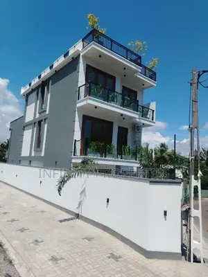 (AF820) BRAND NEW 3 STOREY HOUSE FOR SALE IN MAHARAGAMA GAMMANA ROAD .