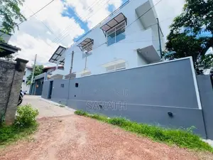 Well Build Brand New House In Talawatugoda , Hokandara