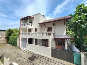 Battaramulla Brand New Luxury House for Sale