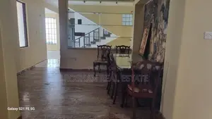 OFFICE STAFFS OR BOARDING SPACE FOR RENT COLOMBO 8 CH2427