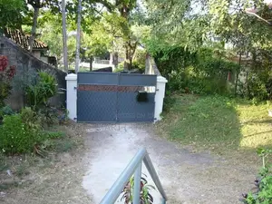 NUGEGODA : 7 BR (30 perches) COLONIAL BUNGALOW FOR SALE