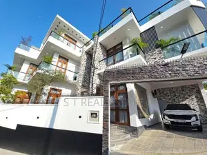 Elegant Designed Luxury Fully Furnished House For Sale In Pelawatta