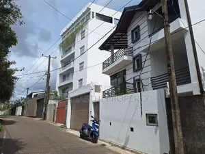 modern luxury house for sale in nugegoda