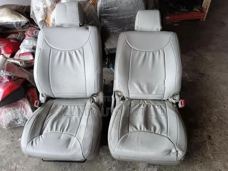 Toyota Crown 171 Seat Set
