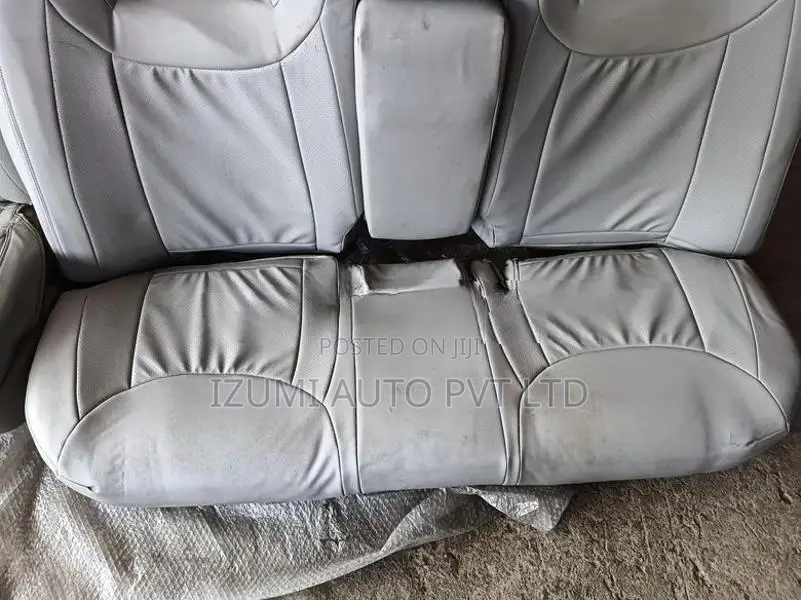 Toyota Crown 171 Seat Set