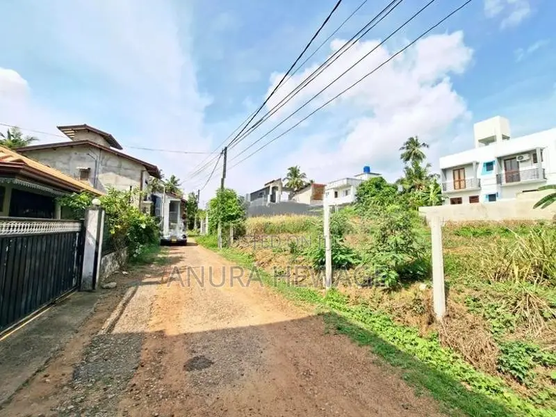 Land for Sale Homagama, Katuwana. (ID : HMGA008)