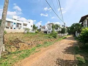 හෝමාගම, කටුවාන පාරේ පිහිටි ඉඩමක් විකිණීමට ඇත. (ID : HMGA008S)