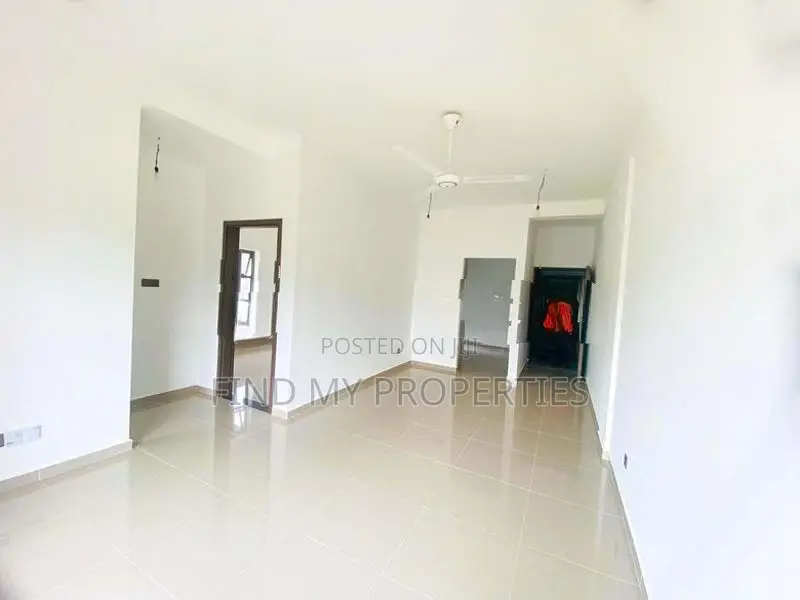 Apartment for Sale in Cressida Resort, Athurugiriya