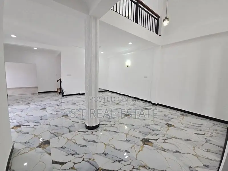 Newly Build Luxury Three Story House For Sale In Piliyandala