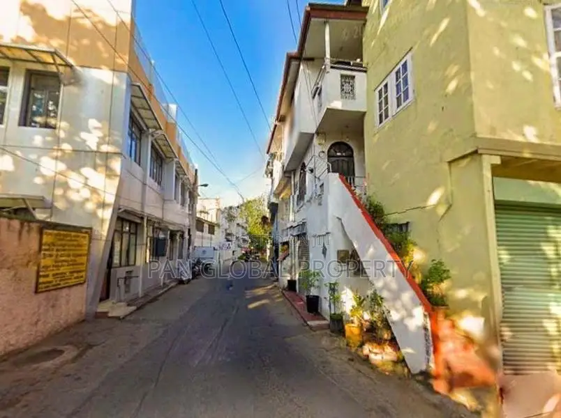 Commercial Land for Sale in Colombo 06