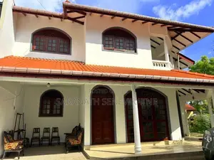 Completely Refurbished House in Pelawatta Kumaragewatta - Battaramulla
