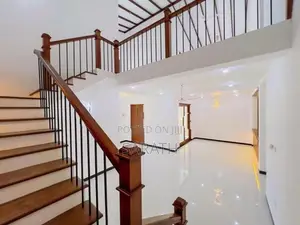 Luxury Facility With Two Storied House Sale Athurugiriya