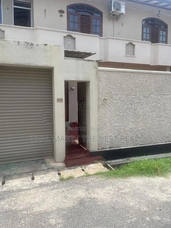 RATMALANA: 4BR (6P) House for SALE