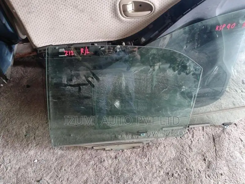 Toyota Carina 212 Rear Left side Door glass