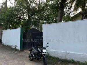 Mulleriyawa : 6BR (23.5P) House for Sale in Molawatta , Udumulla.
