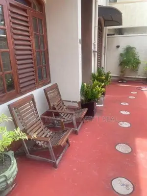 RATMALANA: 4BR (6P) House for SALE