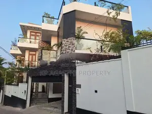with fully furnitured luxury house for sale in battaramulla