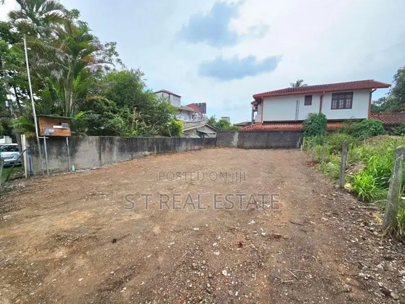 8P High Residential Bare Land For Sale In Battaramulla