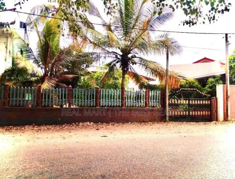 MORATUWA : 7 BR ( 25.1 Perch) 2-STOREY PROPERTY FOR SALE