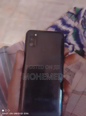 Samsung Galaxy M21 64 GB Black